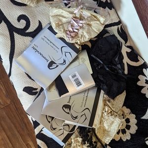 Stockings & Pantyhose